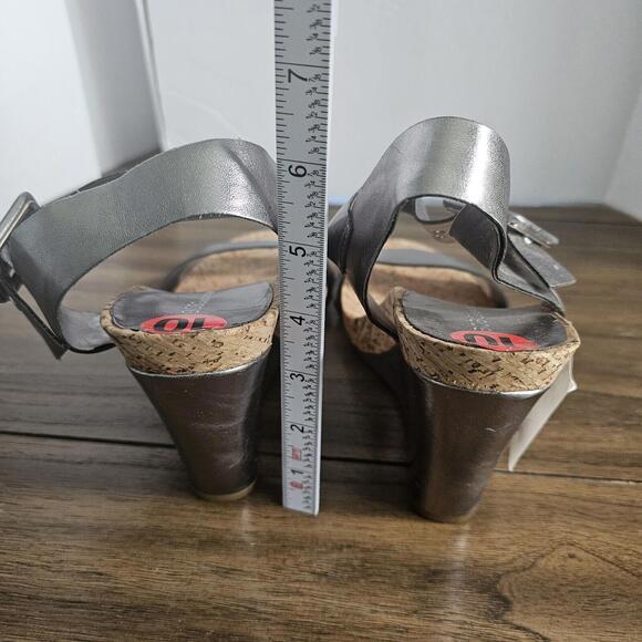 BCBGeneration Shoes Womens Size 10B Silver Strap Cork Wedge Heels - Picture 4 of 8